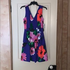 **BRAND NEW** Vince Camuto Dress